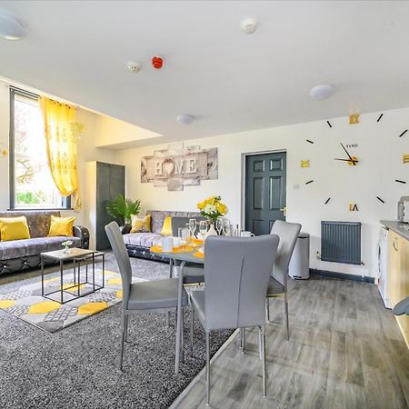 -F5Gh- For Relaxed & Cosy Stay, Free Parking, Wifi Leeds  Kültér fotó