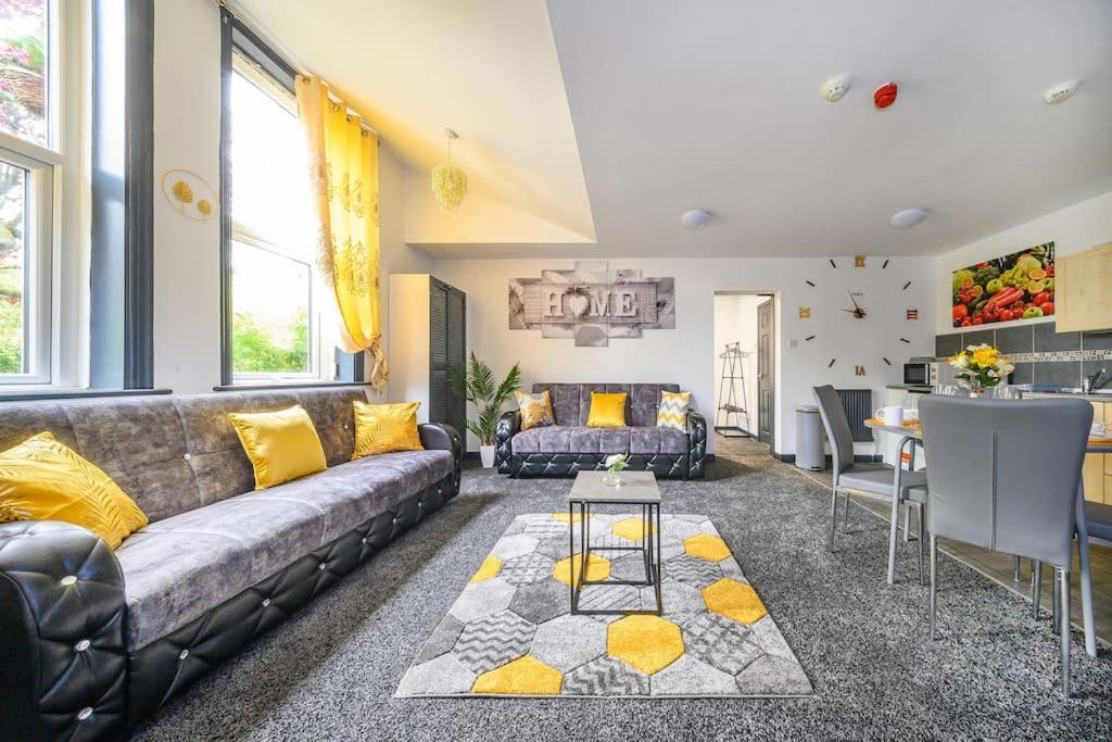 -F5Gh- For Relaxed & Cosy Stay, Free Parking, Wifi Leeds  Kültér fotó